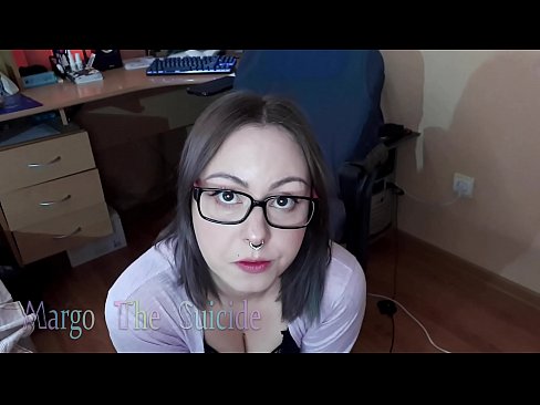 ❤️ မျက်မှန်တပ်ထားသော Sexy ကောင်မလေး Dildo ကို ကင်မရာတွင် နက်ရှိုင်းစွာ စုပ်သည်။ Anal porn မှာ ငါတို့မှာ ☑